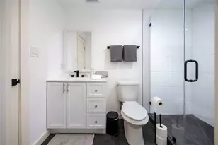 1305 Blodgett St, Houston, TX 77004 - Photo 22