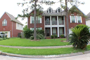 12231 Ashford Park Dr, Sugar Land, TX 77478 - Photo 2