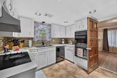 8111 Ivan Reid Drive, Houston, TX 77040 - Photo 12