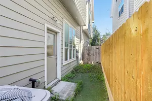 902 W 20th St, Houston, TX 77008 - Photo 40