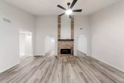 9230 Baronsmede Drive, Houston, TX 77083 - Photo 6