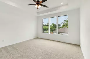 311 Tennessee St, Houston, TX 77029 - Photo 10