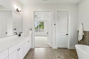 311 Tennessee St, Houston, TX 77029 - Photo 10