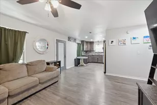 270 Pug Rd, Vidor, TX 77662 - Photo 6