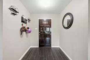 2118 Aberdeen Dr, League City, TX 77573 - Photo 1