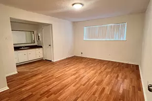 7522 Crisp Wood Ln, Houston, TX 77086 - Photo 8