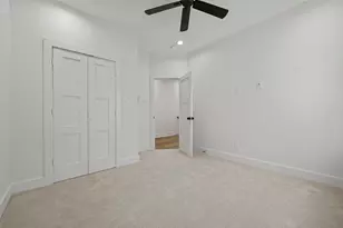 8417 Venus St, Houston, TX 77088 - Photo 14