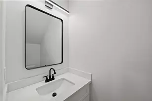 8417 Venus St, Houston, TX 77088 - Photo 6