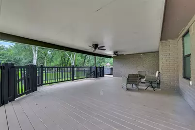 1107 Myrtlewood Drive, Friendswood, TX 77546 - Photo 30