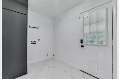 1107 Myrtlewood Drive, Friendswood, TX 77546 - Photo 14