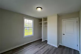 1324 W 10th St, Freeport, TX 77541 - Photo 6