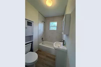 1324 W 10th Street, Freeport, TX 77541 - Photo 12