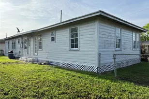 1324 W 10th St, Freeport, TX 77541 - Photo 16