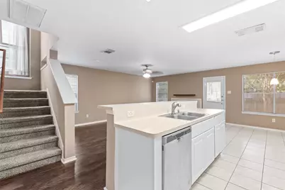 51 Marble Rock Place, The Woodlands, TX 77382 - Photo 6