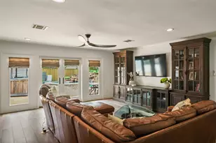 2207 Haverhill Dr, Houston, TX 77008 - Photo 8