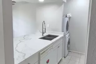 5343 Richmond Ave, Houston, TX 77056 - Photo 8