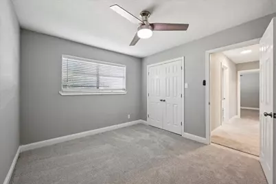 4601 Graves Avenue, Groves, TX 77619 - Photo 14
