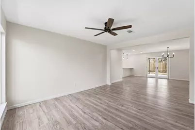 4110 Brookston St, Houston, TX 77045 - Photo 4