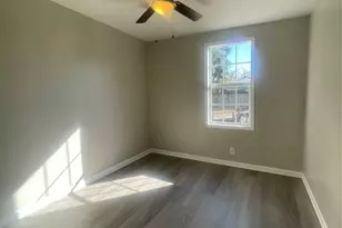 2010 King St, Houston, TX 77026 - Photo 4