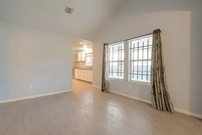 4813 Pederson Street, Houston, TX 77033 - Photo 6