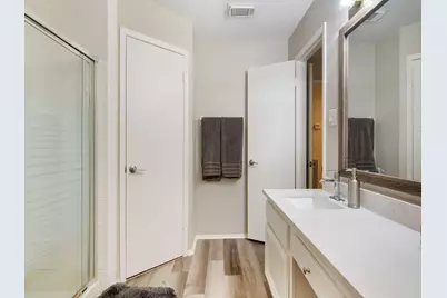 17 W Broken Oak, The Woodlands, TX 77381 - Photo 24