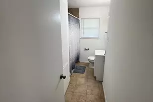 2118 14th Ave N, Texas City, TX 77590 - Photo 8