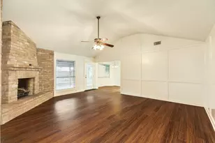 256 Freeman Blvd, West Columbia, TX 77486 - Photo 8