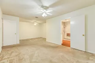 256 Freeman Blvd, West Columbia, TX 77486 - Photo 16