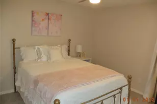 2402 Sycamore Ave, Huntsville, TX 77340 - Photo 14