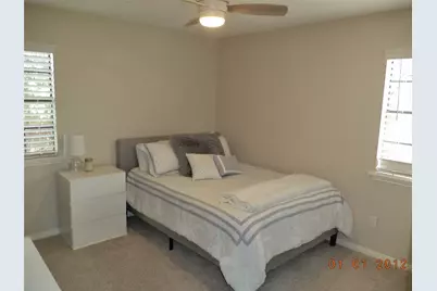 2402 Sycamore Avenue #B2, Huntsville, TX 77340 - Photo 16