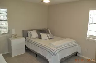 2402 Sycamore Ave, Huntsville, TX 77340 - Photo 16