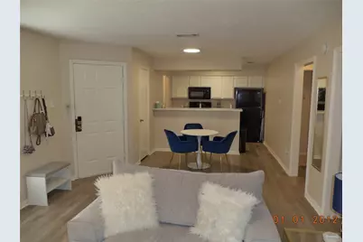 2402 Sycamore Avenue #B2, Huntsville, TX 77340 - Photo 26