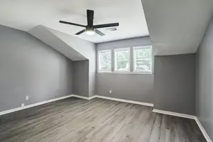 217 Loon River Dr, Houston, TX 77336 - Photo 4