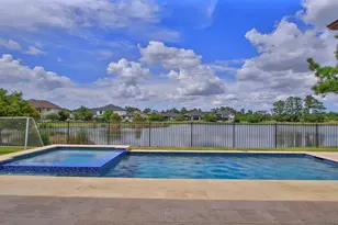 57 Sunrise Crest Trail, Tomball, TX 77375 - Photo 2