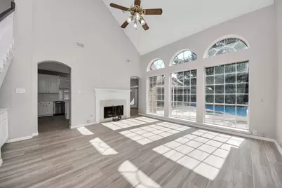 1335 Crescent Parkway Court, Houston, TX 77094 - Photo 12