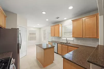 12730 Rock Creek Court, Humble, TX 77346 - Photo 16