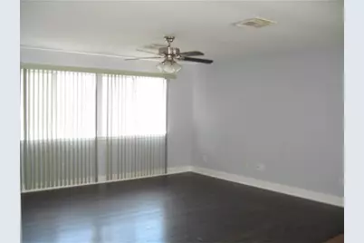11911 Sanspereil Drive, Houston, TX 77047 - Photo 8