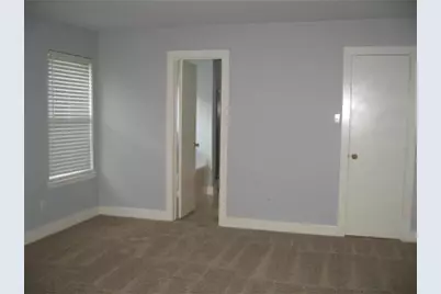 11911 Sanspereil Drive, Houston, TX 77047 - Photo 10
