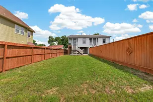 7222 Philibert Ln, Houston, TX 77028 - Photo 40