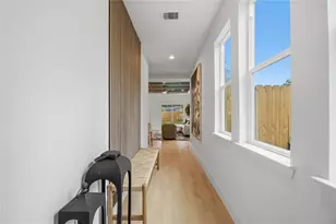 5955 Southseas St, Houston, TX 77033 - Photo 4