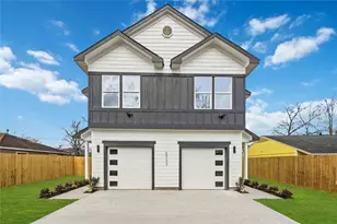 5955 Southseas St, Houston, TX 77033 - Photo 2