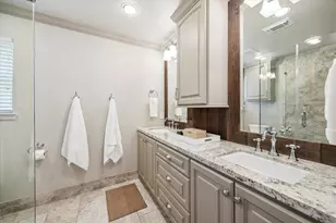 2702 Manila Ln, Houston, TX 77043 - Photo 16