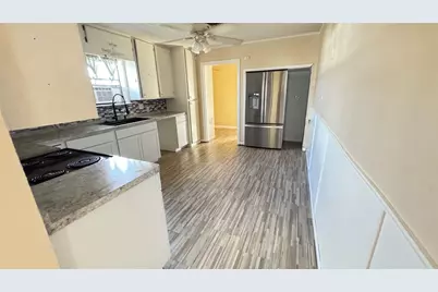 116 W Mahan Street, Richwood, TX 77531 - Photo 12