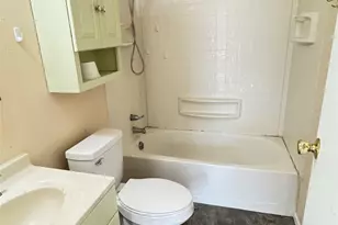 116 W Mahan St, Richwood, TX 77531 - Photo 8