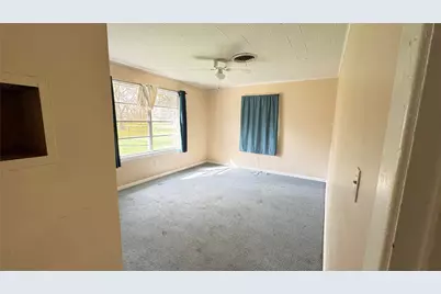 116 W Mahan Street, Richwood, TX 77531 - Photo 8