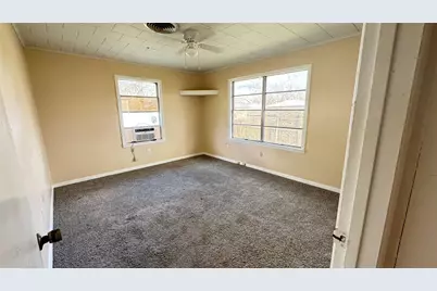 116 W Mahan Street, Richwood, TX 77531 - Photo 6