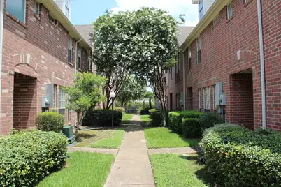 11735 Alief Clodine #17, Houston, TX 77072 - Photo 2