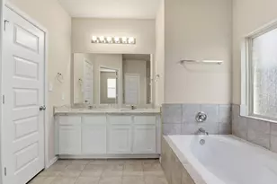 8415 Baywatch Cir, Baytown, TX 77523 - Photo 34