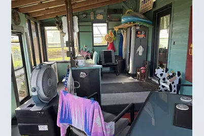 4026 Fm 109, New Ulm, TX 78950 - Photo 26