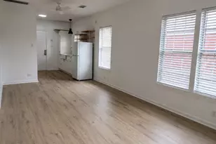 3824 Woodleigh St, Houston, TX 77023 - Photo 8